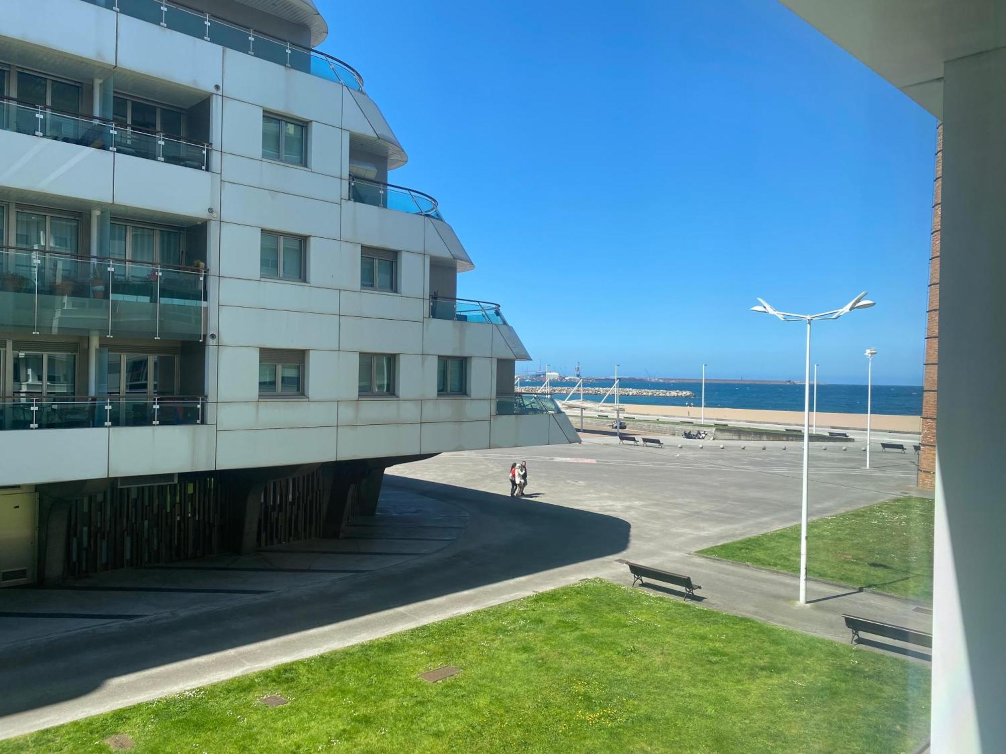 Poniente Beach Gijón Extérieur photo