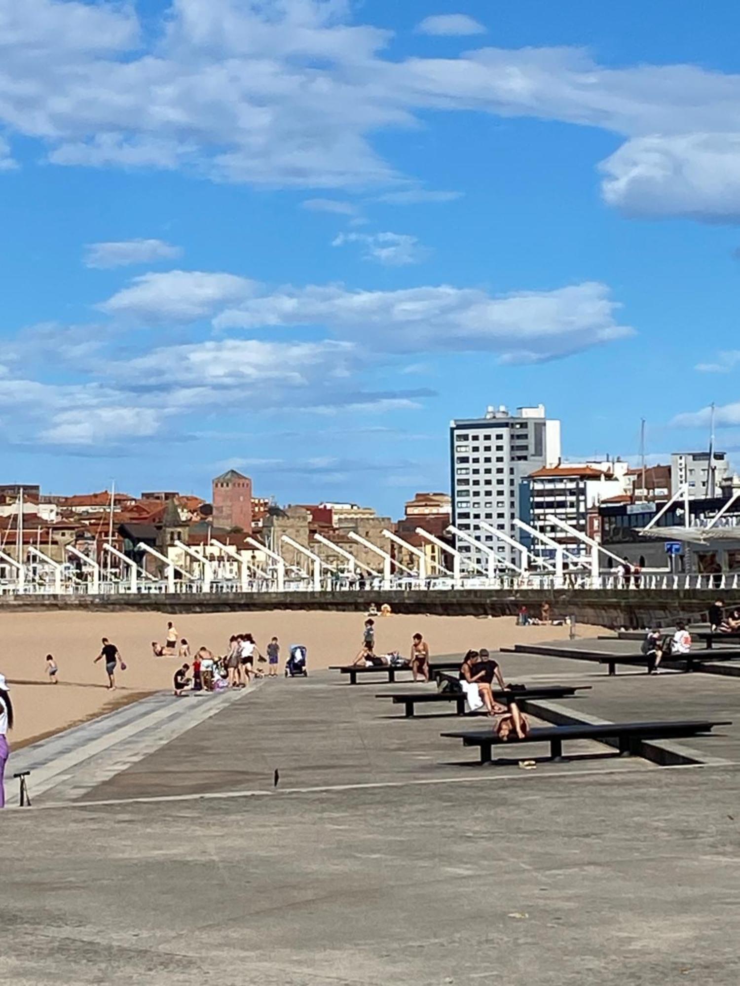 Poniente Beach Gijón Extérieur photo
